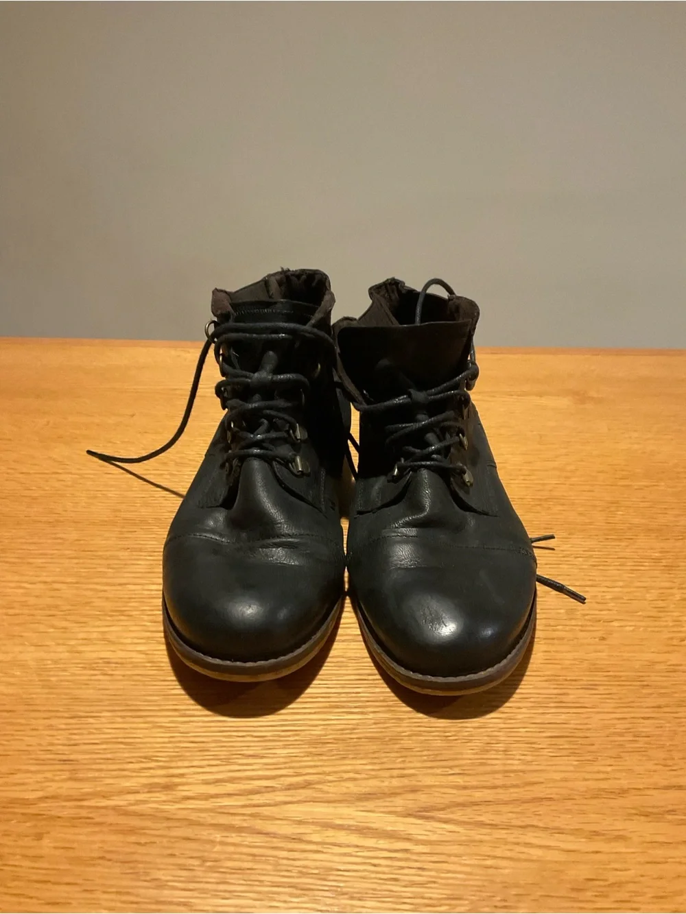 Men's Black Lace-Up Leather Boots
